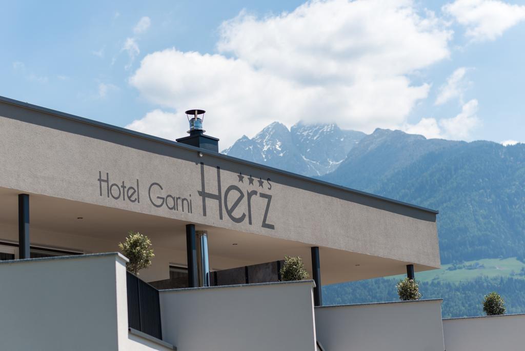 Hotel Garni Herz Tirolo Kültér fotó